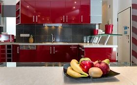 Renovated Flat With Acropolis View